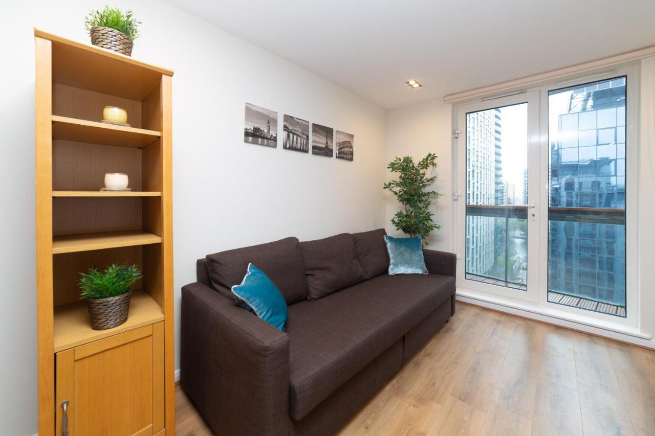 Royal Crossharbour Apartment ลอนดอน ภายนอก รูปภาพ